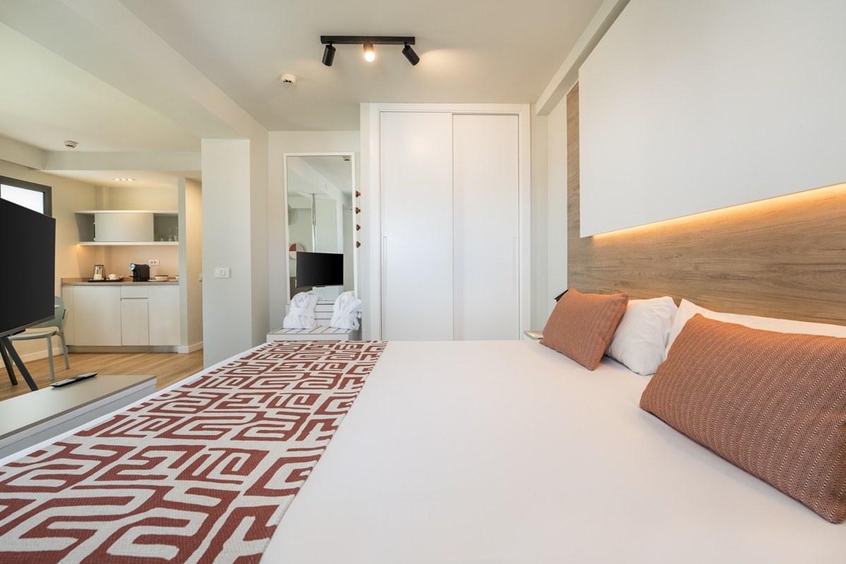 HOTEL LIVVO ANAMAR SUITES photo 4