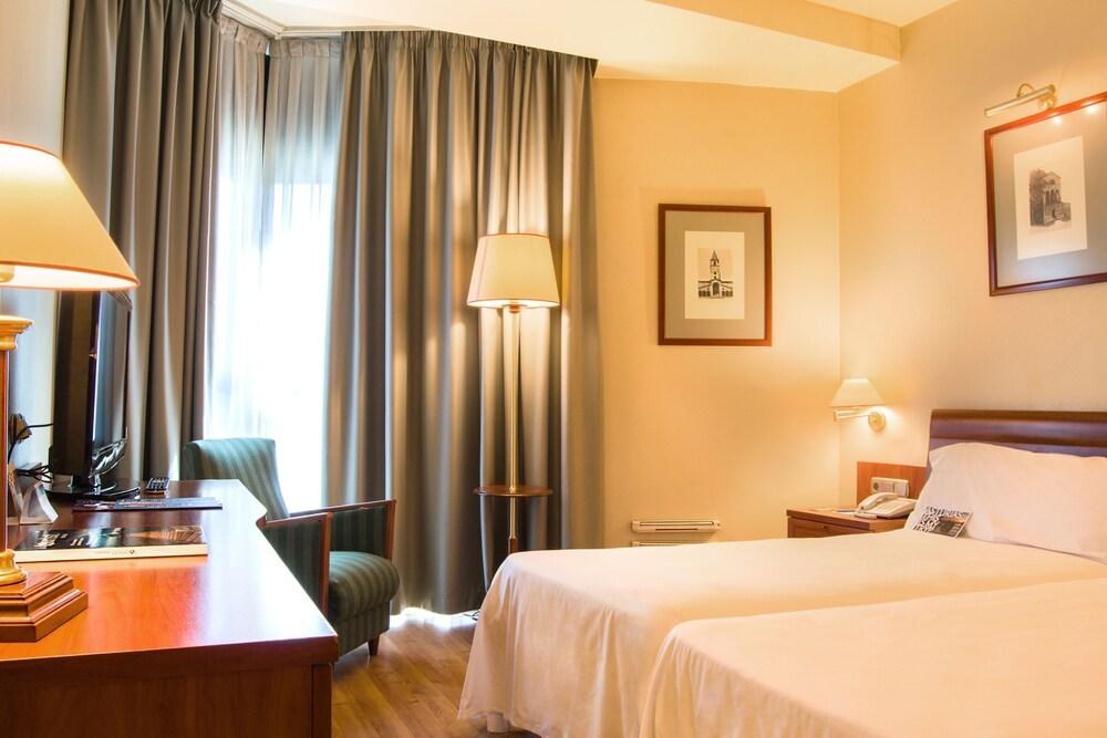 Hotel Zentral Gijón Rey Pelayo photo 2