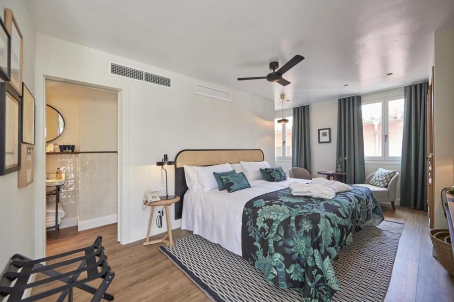 M HOUSE HOTEL photo 2