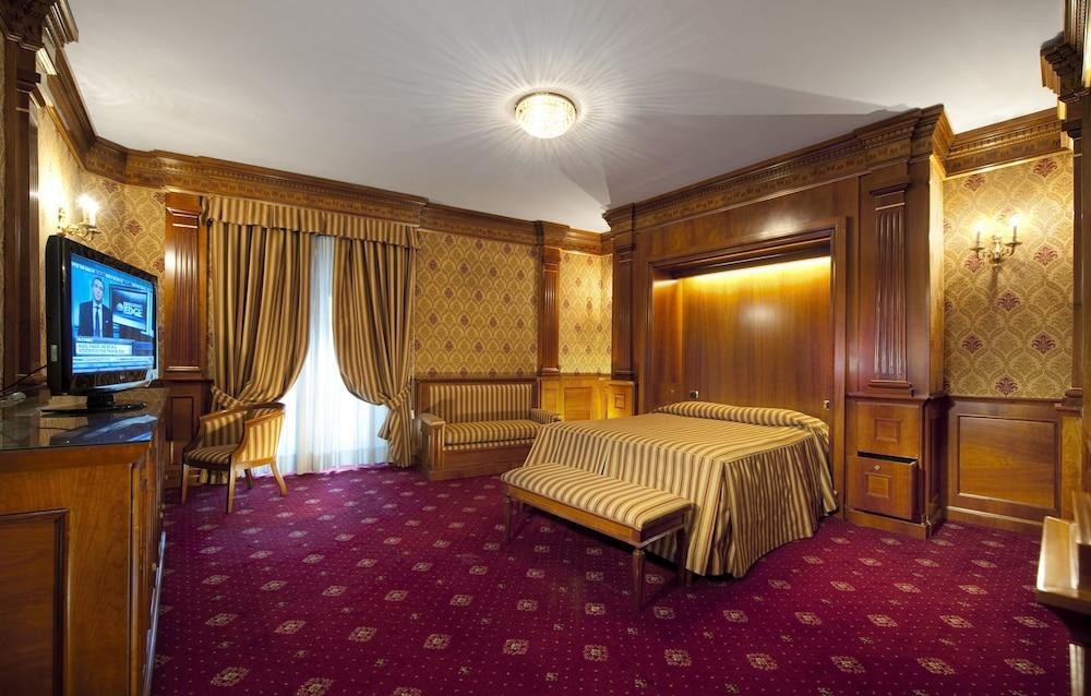Intercontinental Ambasciatori Palace photo 2