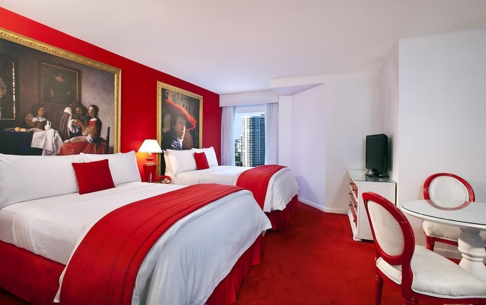 RED SOUTH BEACH HOTEL