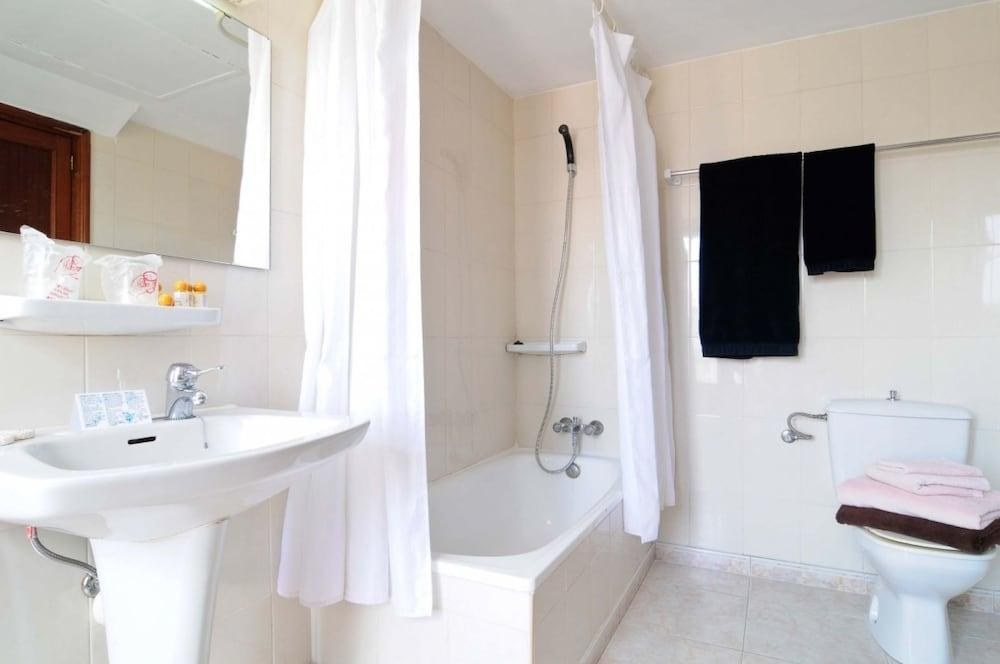 Hotel Balear photo 4