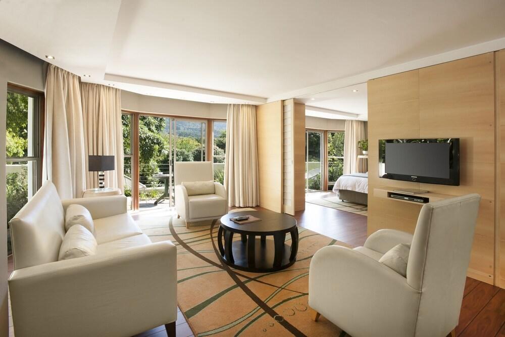 VINEYARD HOTEL photo 3