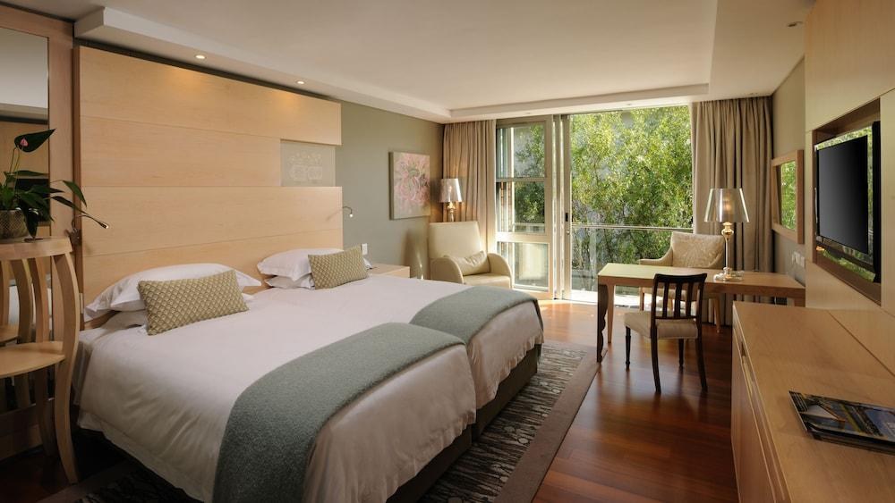 VINEYARD HOTEL photo 4