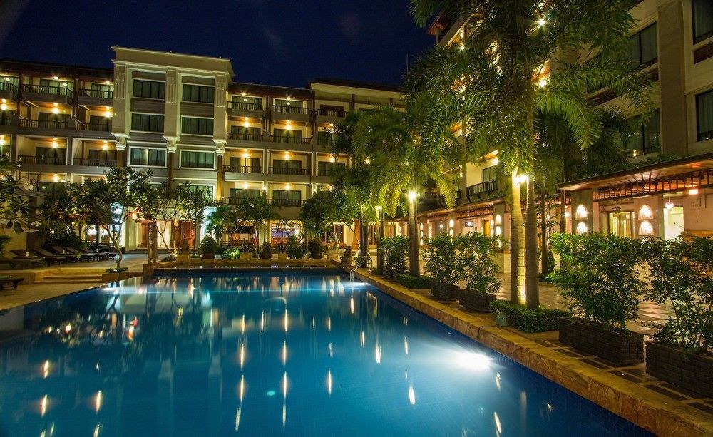 Royal Empire Hotel photo 1