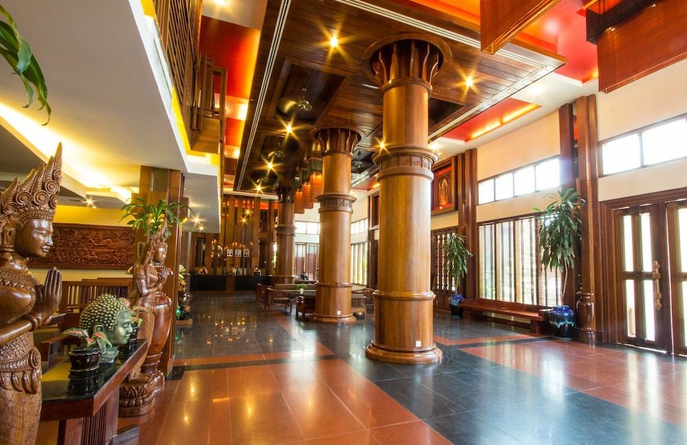 Royal Empire Hotel photo 2