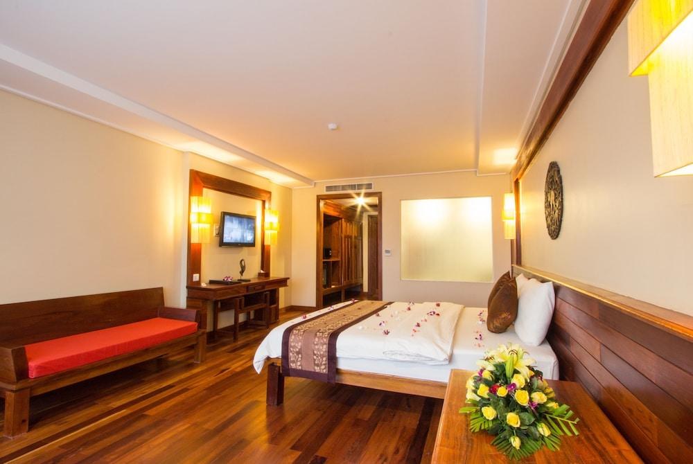 Royal Empire Hotel photo 4