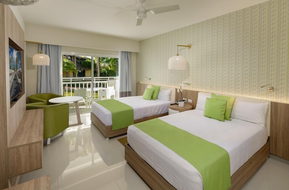 SIRENIS PUNTA CANA RESORT CASINO & AQUAGAMES photo 4