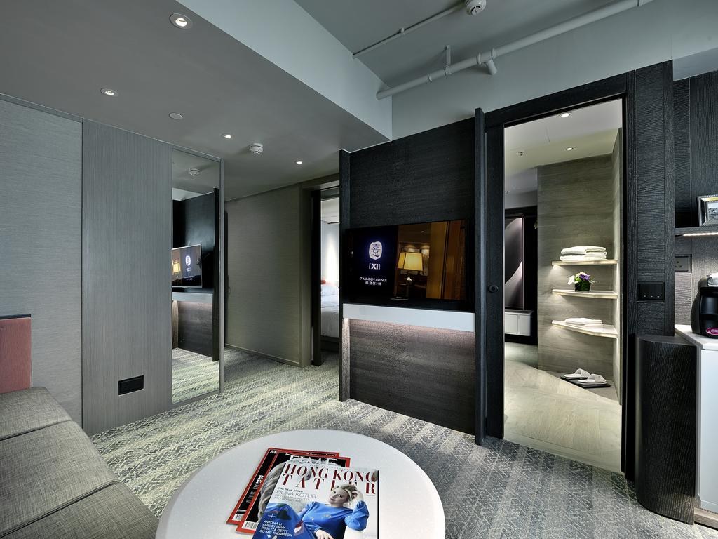 XI HOTEL photo 2