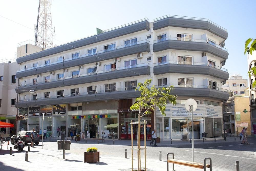 Blazer Residence photo 2