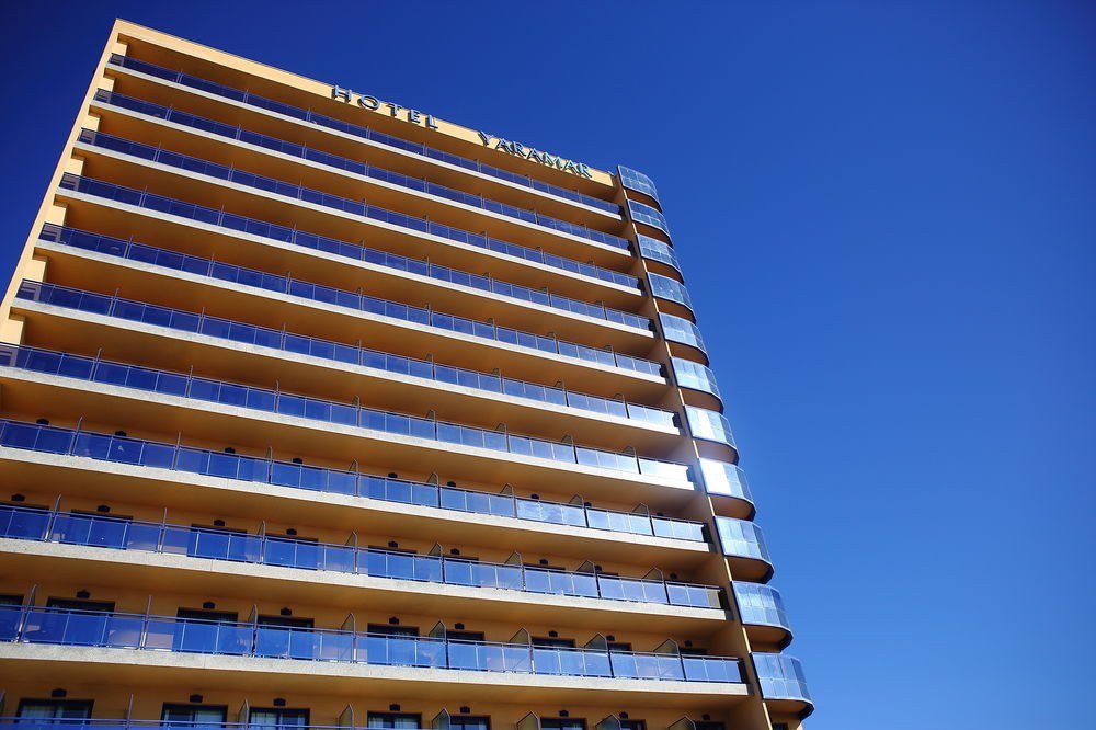 YARAMAR HOTEL SOLO ADULTOS