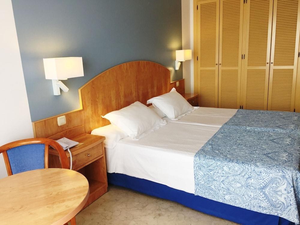 YARAMAR HOTEL SOLO ADULTOS photo 3