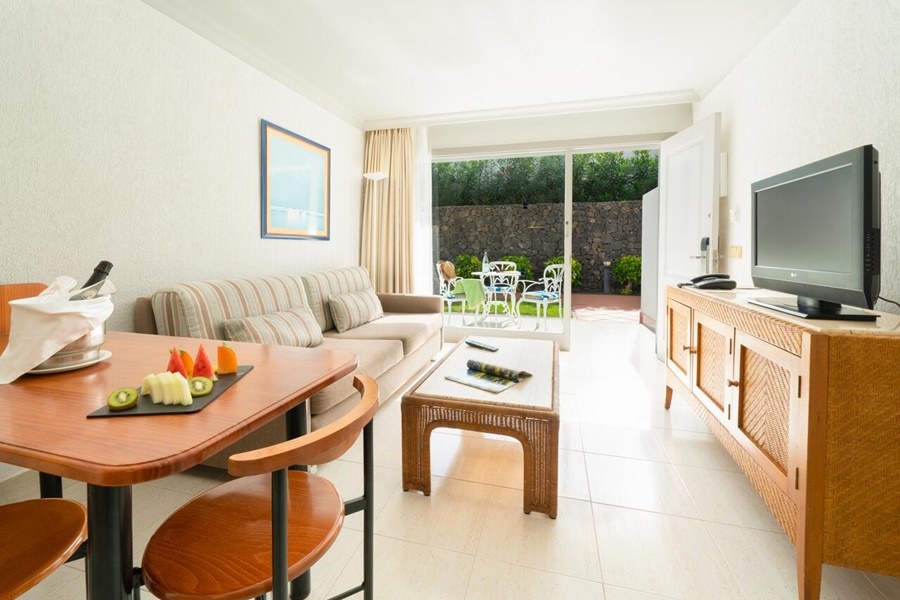PLUS FARIONES APARTAMENTOS photo 4