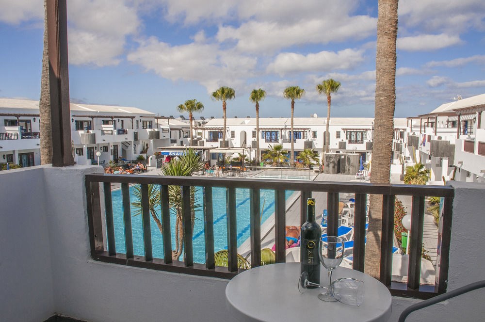 Apartamentos Plaza Azul