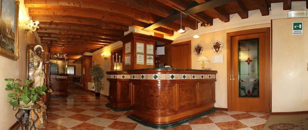 Hotel Antico Moro photo 3