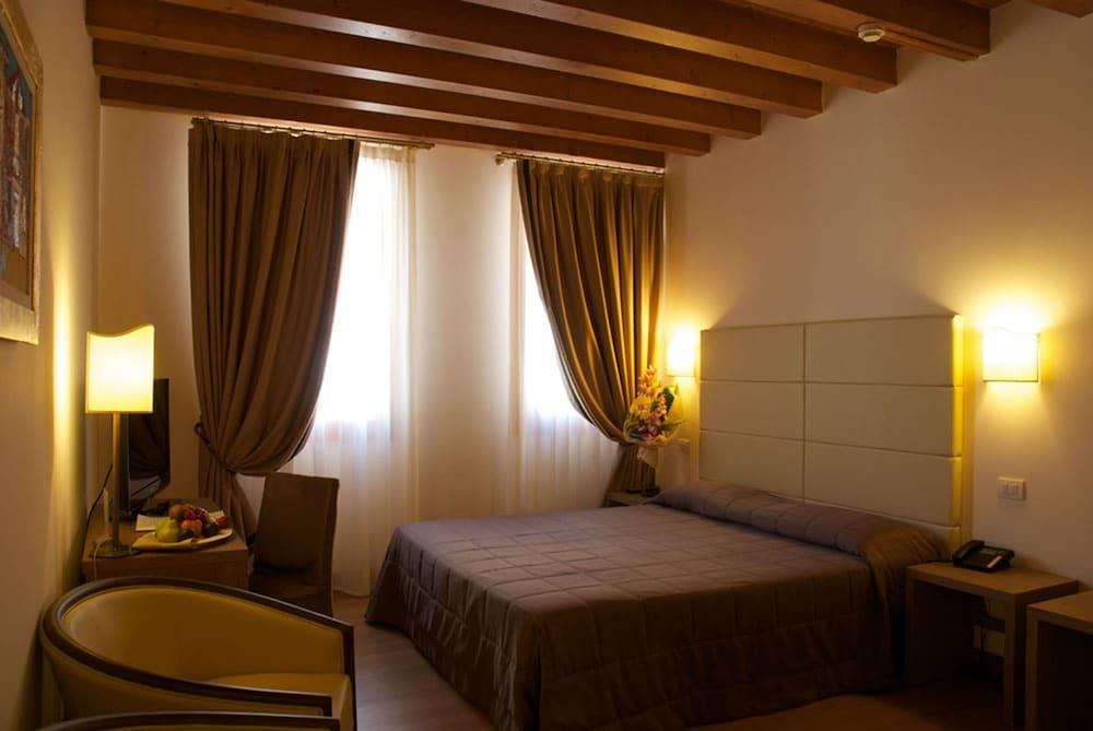 VILLA COSTANZA HOTEL photo 3