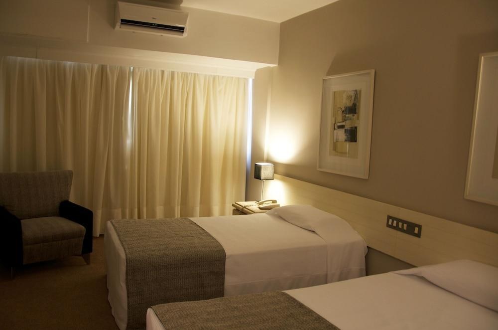 HOTEL VICTORIA VILLA CURITIBA BY NACIONAL INN photo 2