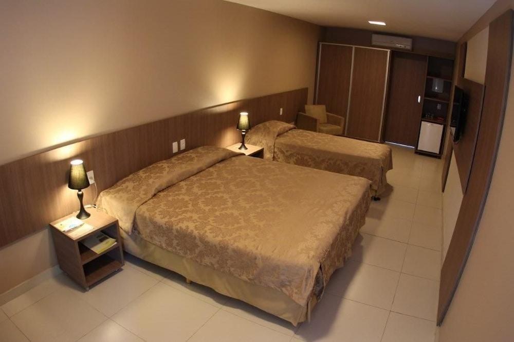 HOTEL AMUARAMA photo 2