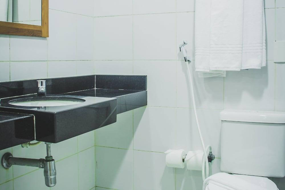 ADABA MISTRAL HOTEL photo 2