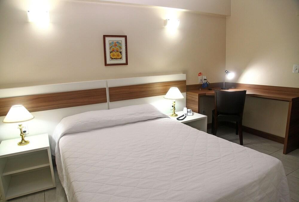 EMBAIXADOR FAST 10 HOTEL photo 3