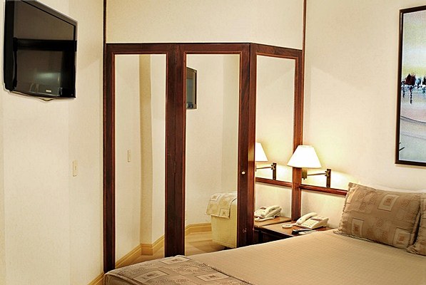 PAULISTA WALL STREET SUITES photo 2