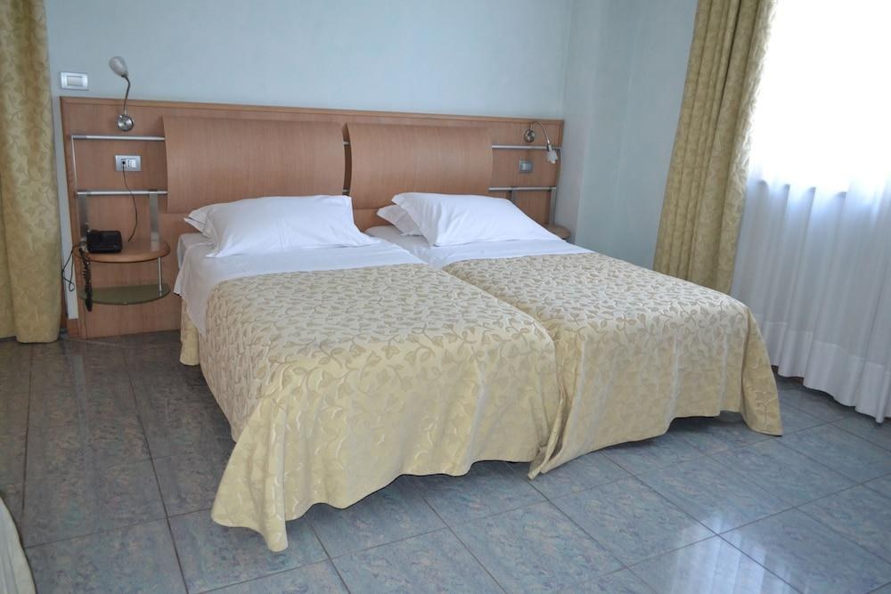 MARINA PALACE HOTEL SPA & CONGRESS HALL photo 3
