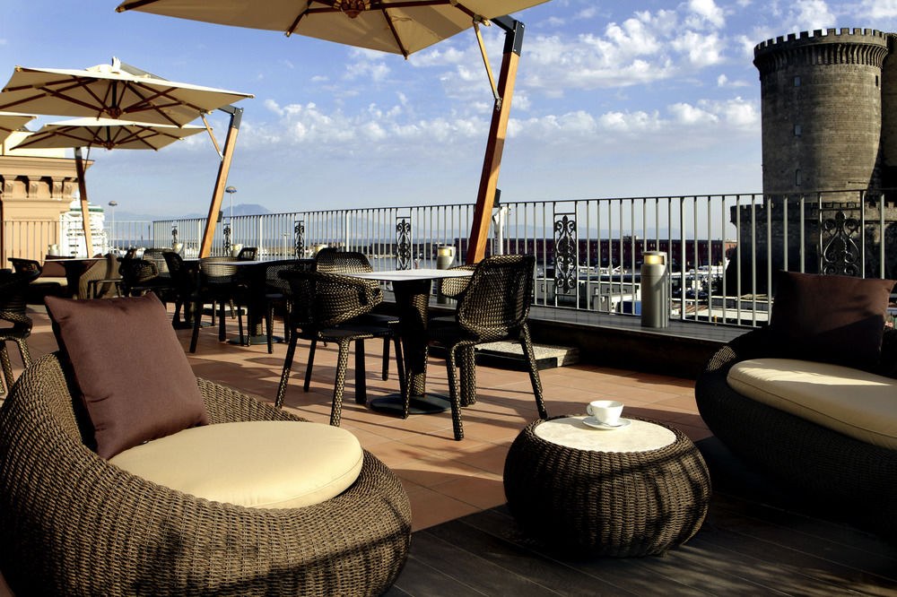 Mercure Napoli Centro Angioino photo 1