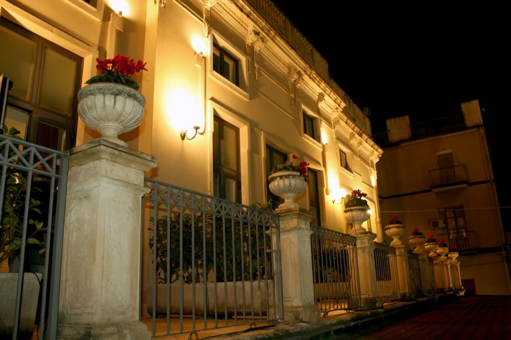 HOTEL VILLA CIBELE