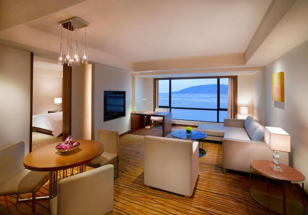 Hyatt Regency photo 3