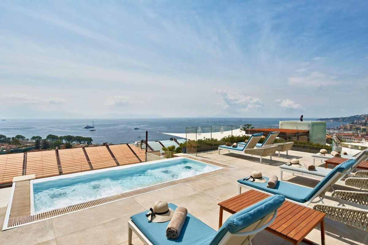 De Bonart Naples, Curio Collection by Hilton photo 1