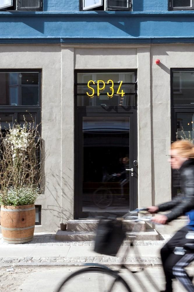 SP34 HOTEL photo 2