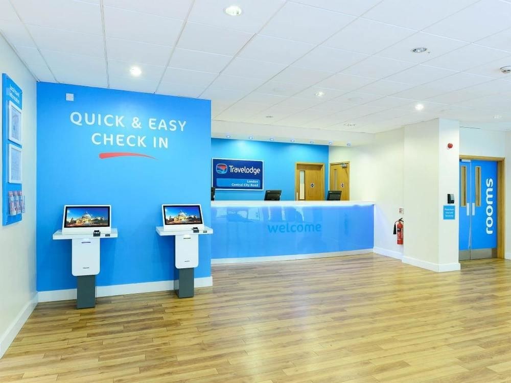 TRAVELODGE LONDON CENTRAL CITY ROAD photo 1