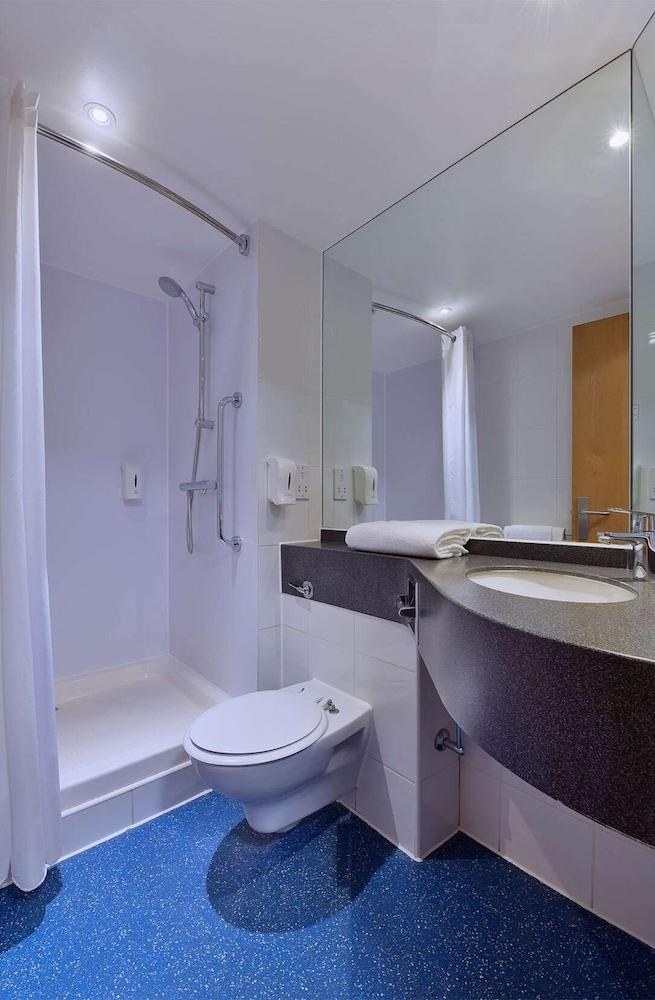 TRAVELODGE LONDON WEMBLEY HOTEL photo 4