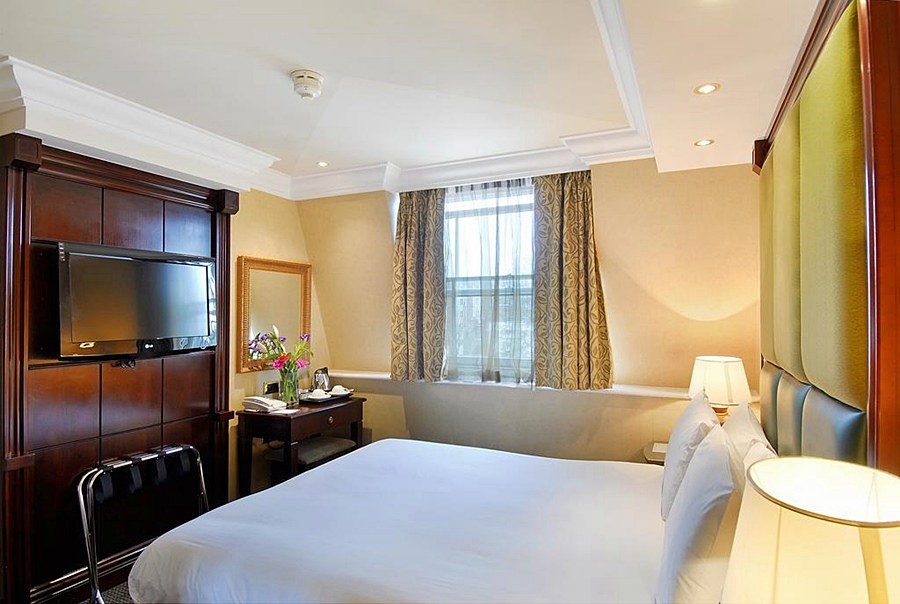 SHAFTESBURY HYDE PARK INTERNATIONAL photo 4