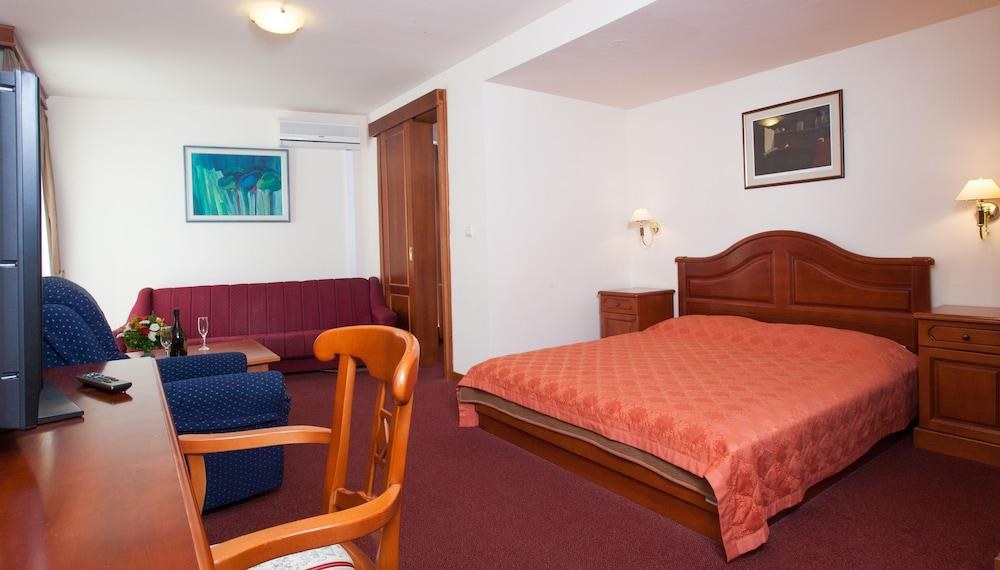 DUBROVNIK HOTEL photo 2