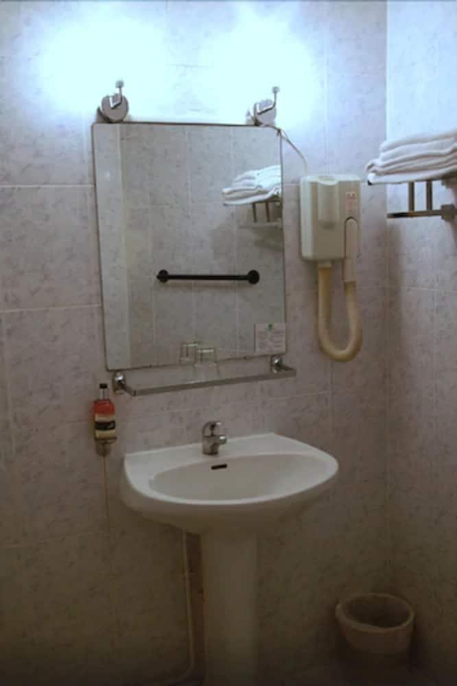 APOLLO OPERA HOTEL photo 4
