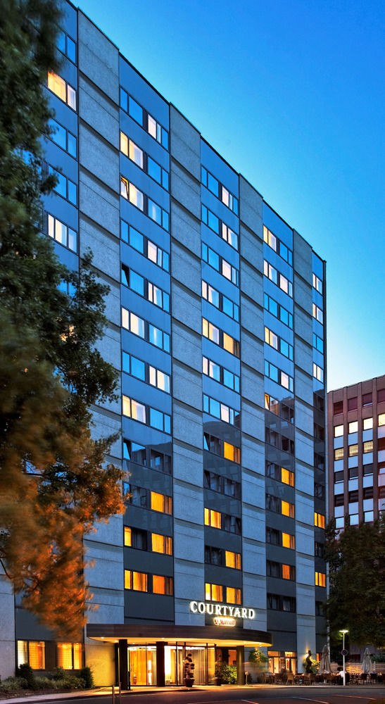 COURTYARD DUESSELDORF SEESTERN photo 4
