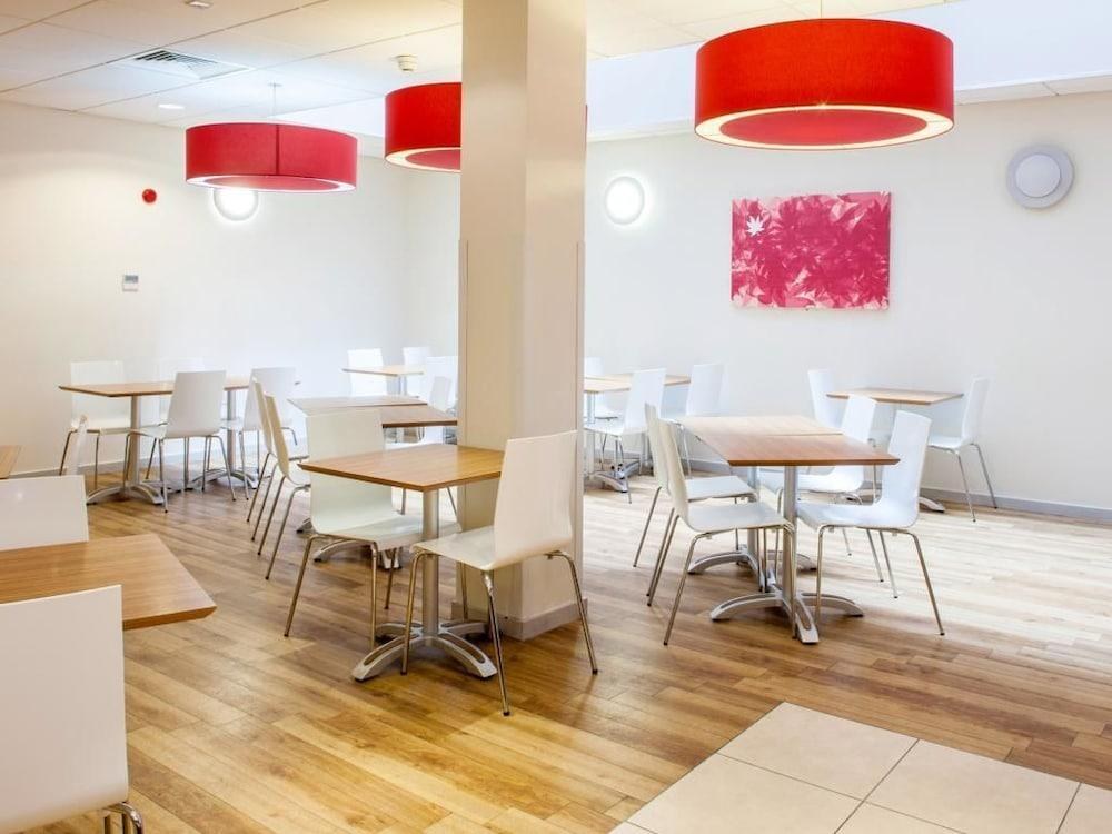 TRAVELODGE LONDON EALING HOTEL photo 3