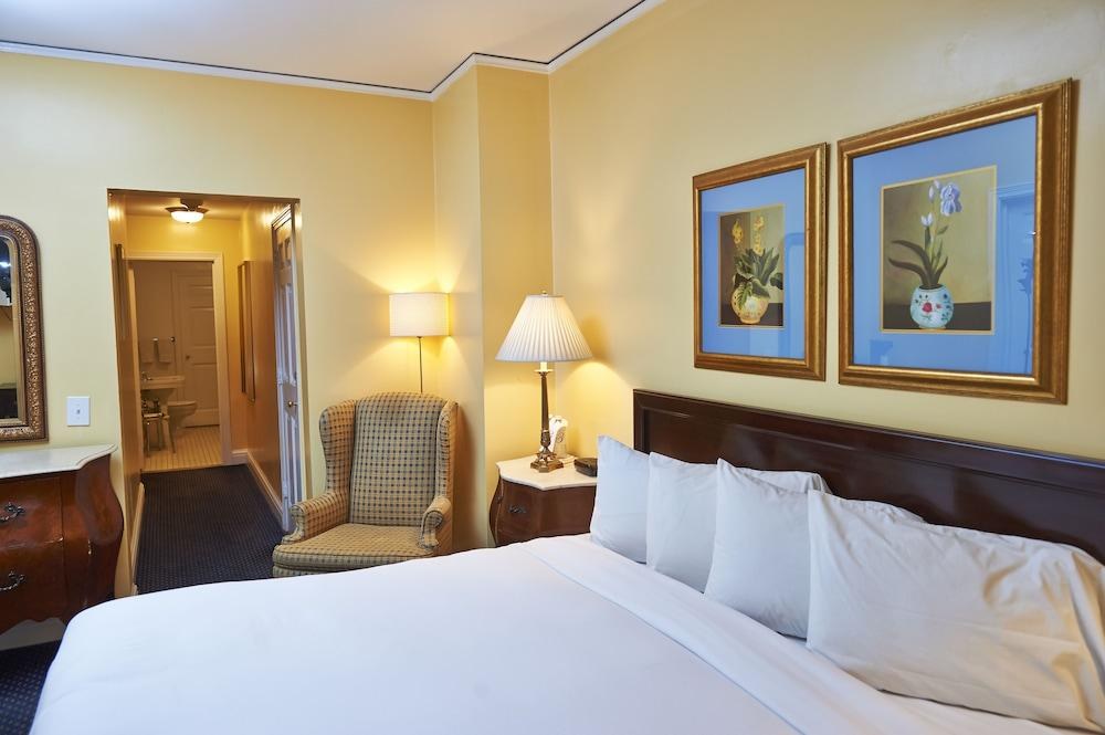 3 WEST CLUB HOTEL photo 4