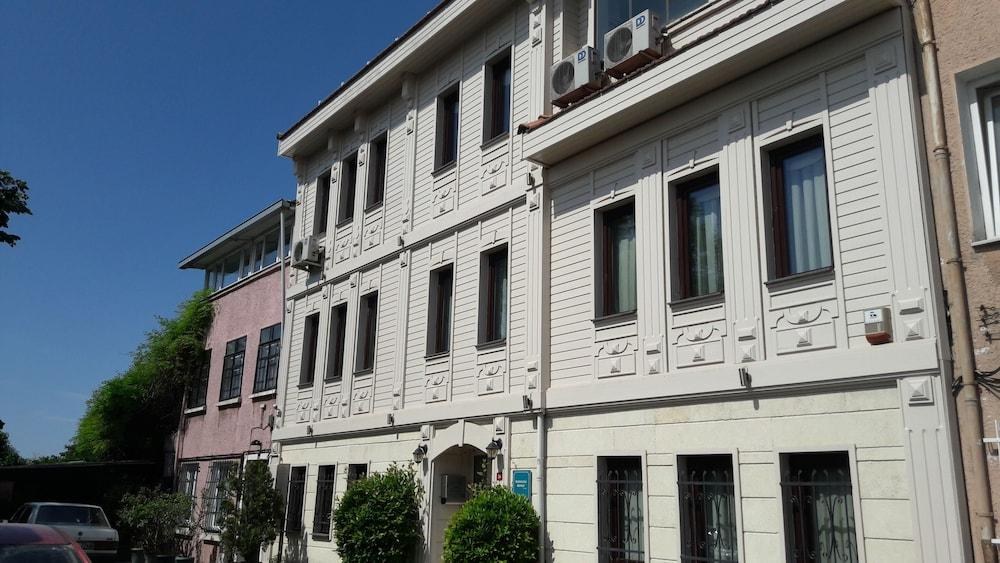 MANGANA KONAK HOTEL photo 2