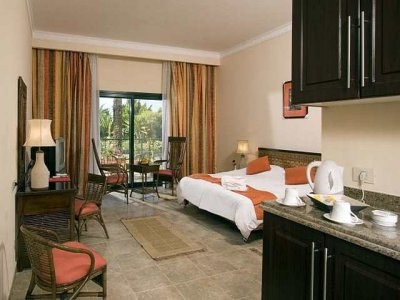 SWISS INN PLAZA HOTEL photo 3