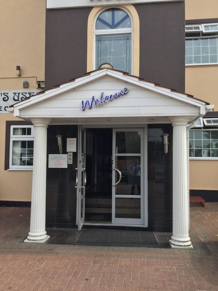 BOSTON MANOR HOTEL photo 2
