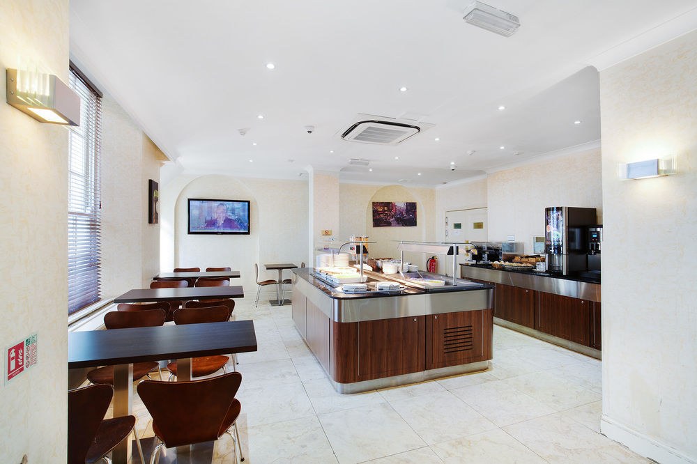 Queens Park Hotel photo 3