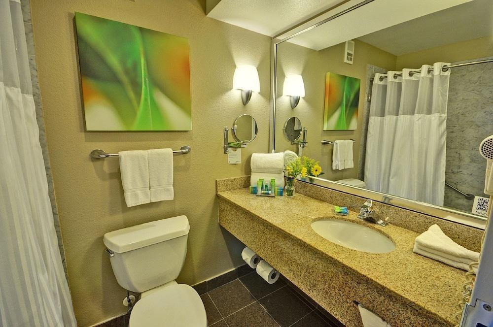 DELTA HOTELS ORLANDO CELEBRATION photo 4