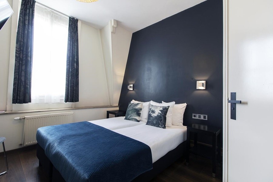 QUENTIN CANAL HOUSE photo 1