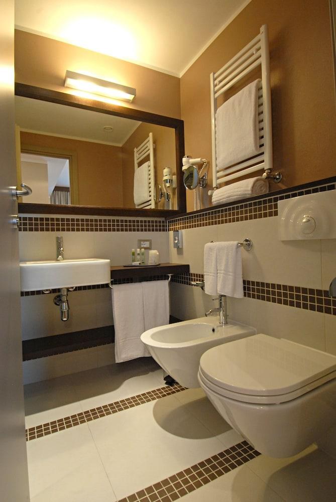 RAMADA PLAZA HOTEL MILAN photo 4