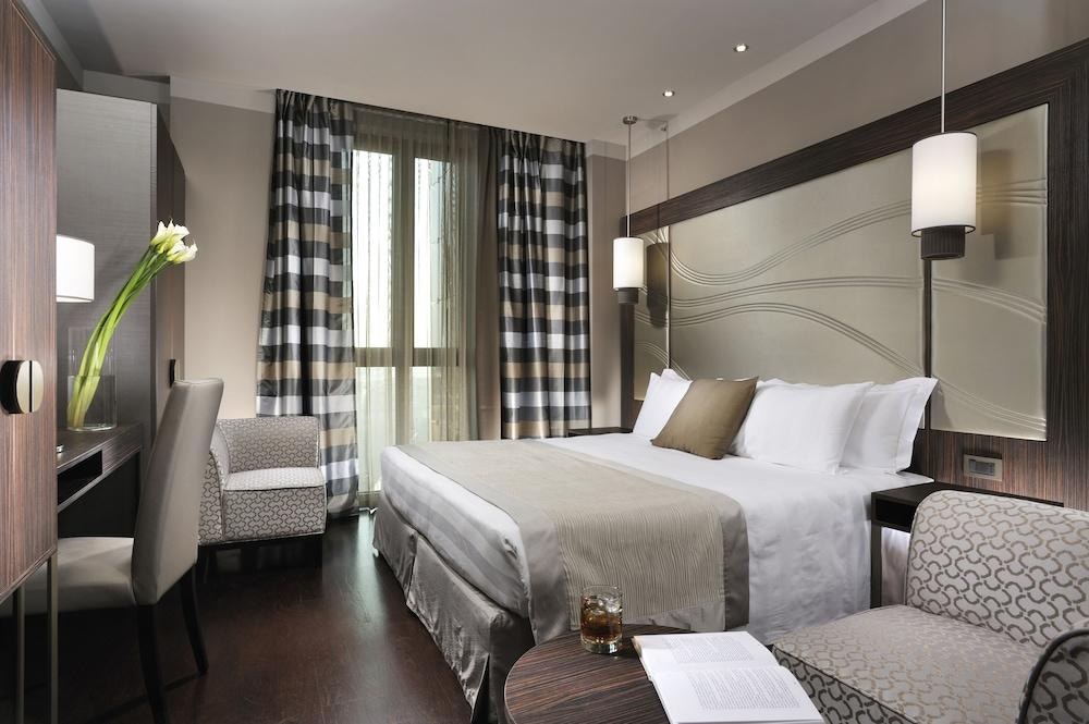 UPTOWN PALACE HOTEL photo 4