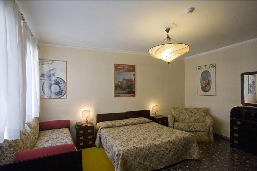 Hotel Agli Alboretti photo 2