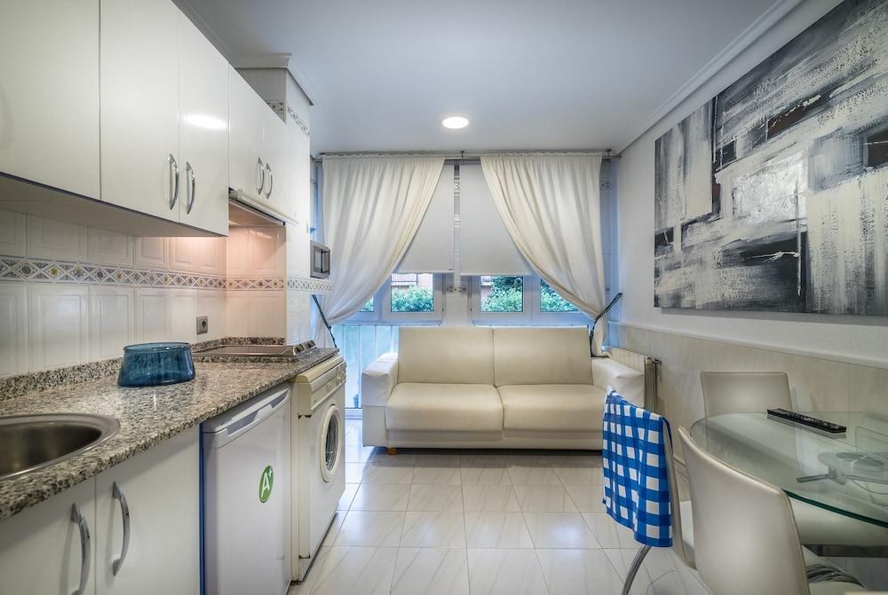 Apartamentos Las Brisas photo 2