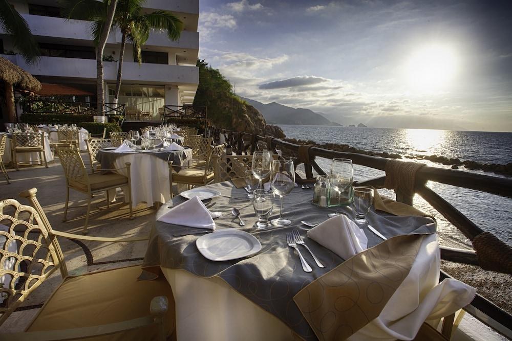COSTA SUR RESORT & SPA photo 4